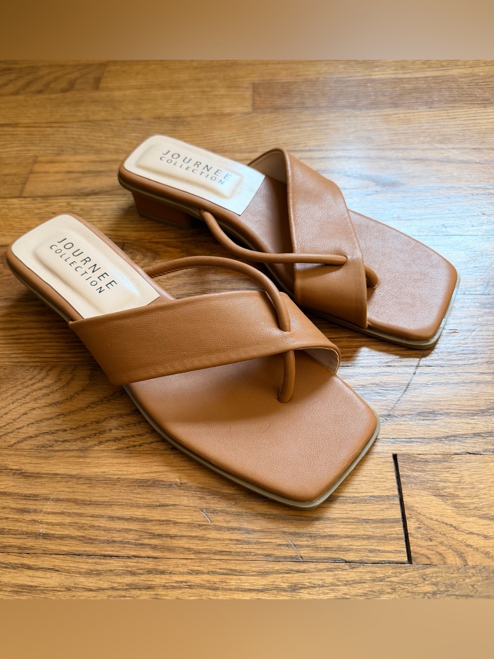 Journee Collection Cognac Crossover Toe-Loop Sandals